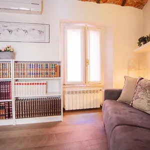Apartment Bnbutler - Alfieri, 15 - Vecchie Atmosfere 