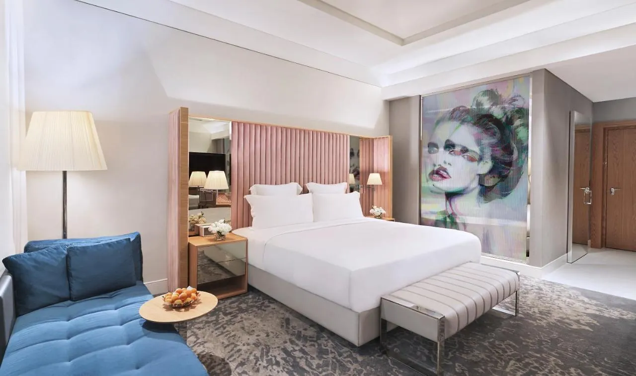 Sls Dubai Hotel & Residences 5*,
