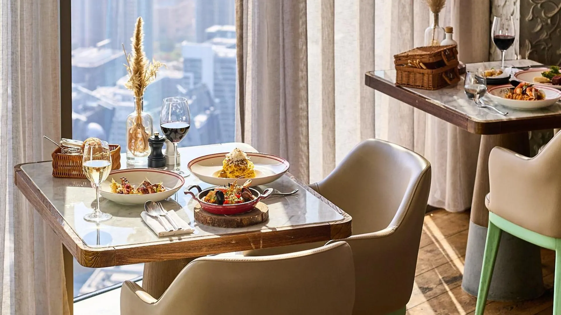 *****  Sls Dubai Hotel & Residences United Arab Emirates